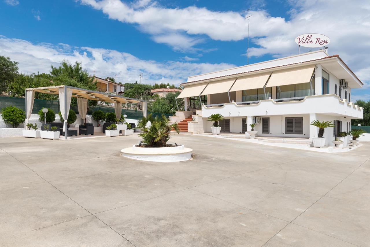 Piccolo Hotel Villa Rosa ออสตูนี ภายนอก รูปภาพ